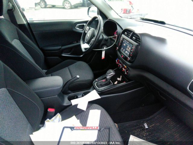 KNDJ63AU4M7767448 KIA Soul Gt-line