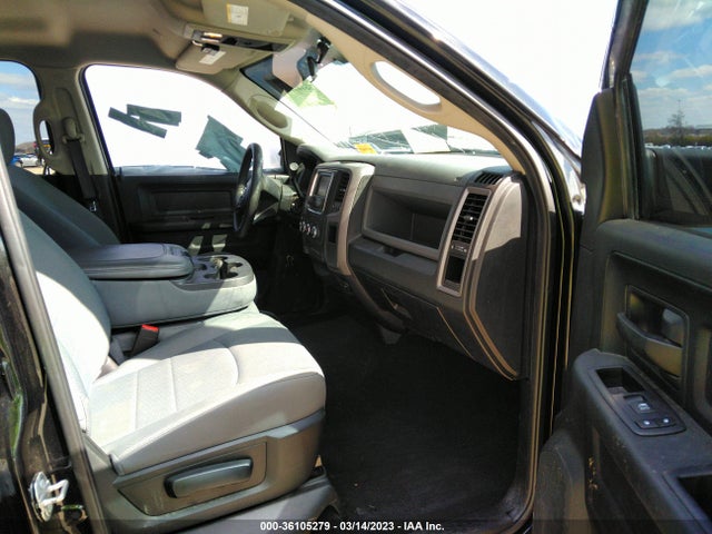 2018 RAM 2500 TRADESMAN VIN: 3C6UR5CL5JG389877