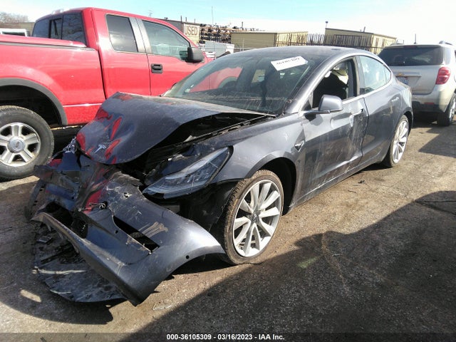 Tesla Model 3 Long Range 2018 5YJ3E1EB4JF132311 Image 2