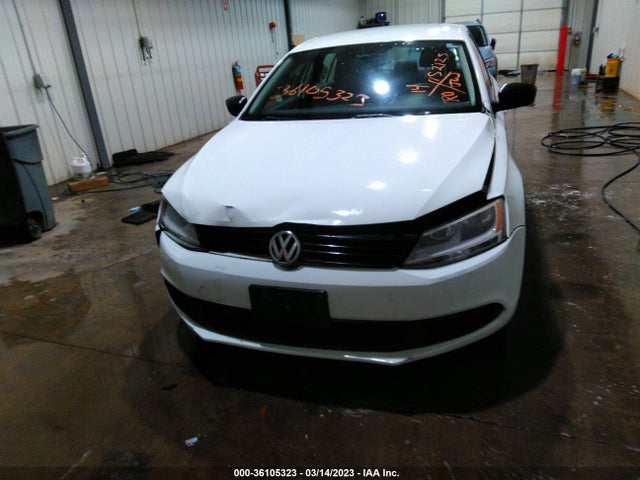 3VW1K7AJ9EM443439 Volkswagen Jetta Sedan S