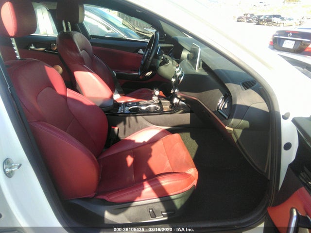 2021 Kia Stinger, VIN: KNAE15LA5M6093781