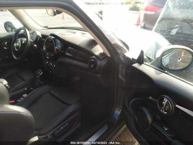 2018 Mini Cooper, VIN: WMWXP7C57J2A48160