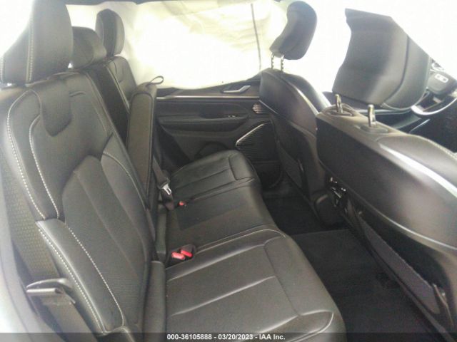1C4RJHDG0N8579364 Jeep Grand Cherokee Overland