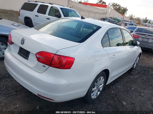 3VWD17AJ1EM223650 Volkswagen Jetta Sedan Se W/connectivity