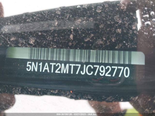 5N1AT2MT7JC792770 Nissan ROGUE SV