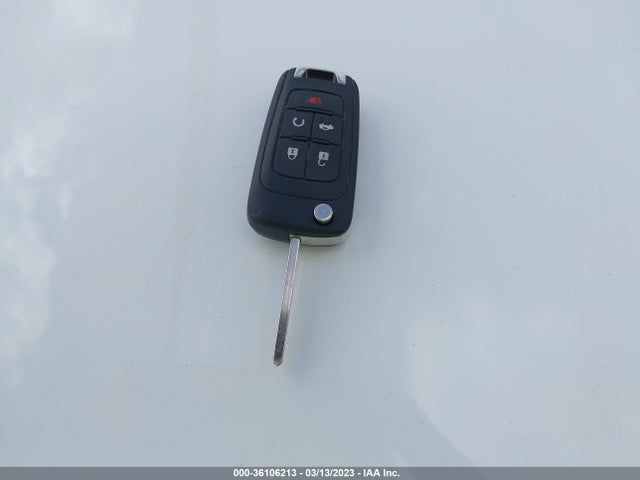 Chevrolet Sonic 2013 1G1JC5SH3D4143205 Image 3