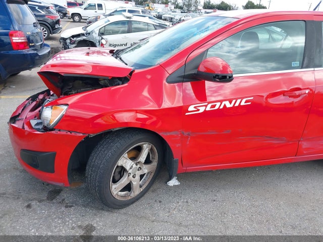 Chevrolet Sonic 2013 1G1JC5SH3D4143205 Image 4