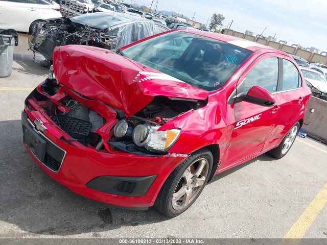 Chevrolet Sonic 2013 1G1JC5SH3D4143205 Image 2