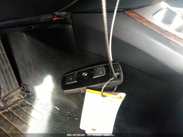 BMW 3 Series 328i 2009 WBAPH535X9A438525 Image 3