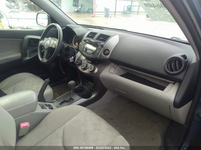 2009 TOYOTA RAV4 VIN: JTMBF33V095005635