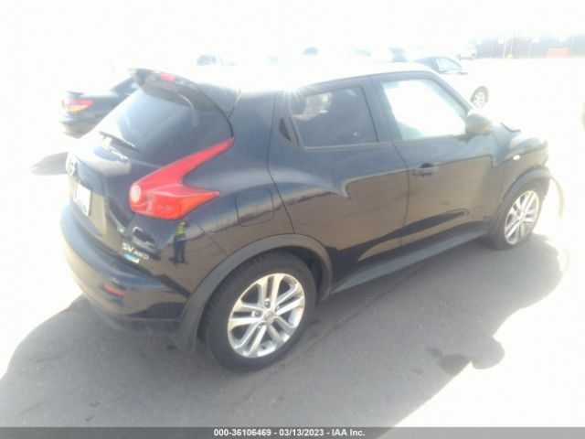 JN8AF5MV7ET483017 Nissan Juke Sv