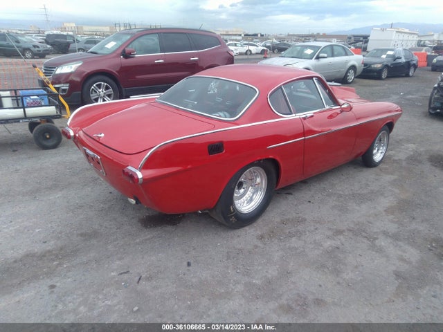 Volvo P1800 1971 184353035034 Image 5