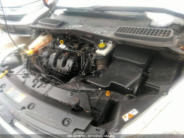 1FMCU0J97FUC44952 Ford Escape Titanium