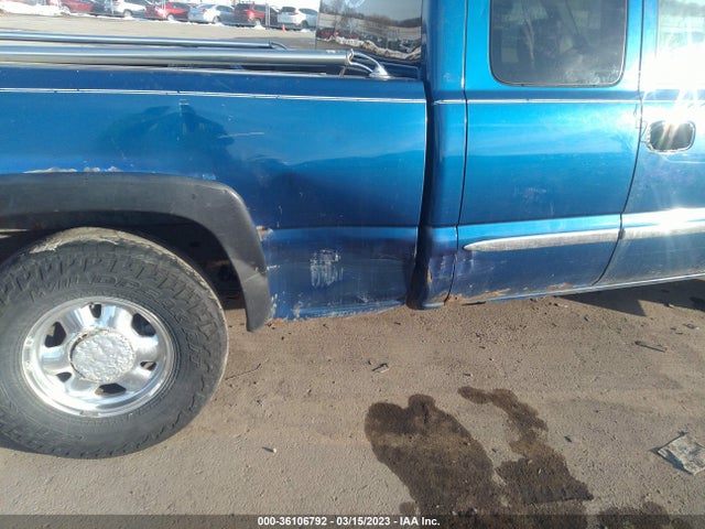 2003 GMC SIERRA 1500 SLE/SLT VIN: 2GTEK19T831404594
