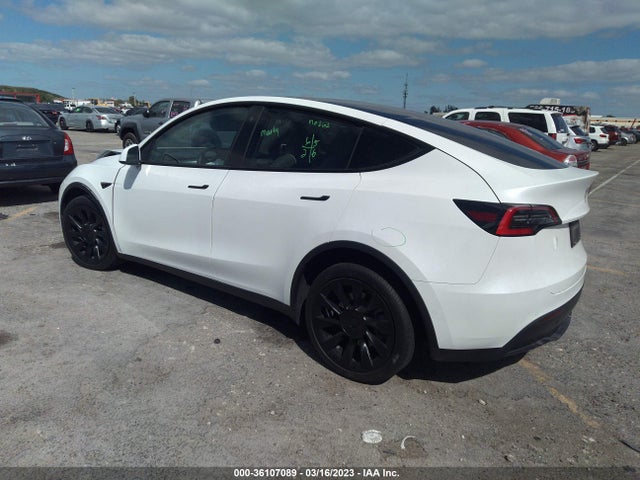 Tesla Model Y Long Range 2021 5YJYGDEE9MF141585 Image 4