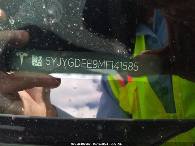 Tesla Model Y Long Range 2021 5YJYGDEE9MF141585 Image 10