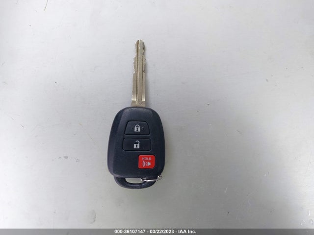 Toyota Prius C One/three/two/four 2014 JTDKDTB31E1078648 Image 3