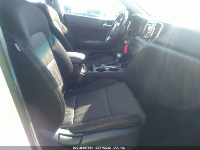 KNDPMCAC7H7129594 KIA Sportage Lx