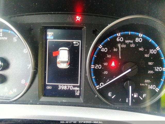 Toyota RAV4 LE 2018 JTMZFREV4JJ208148 Image 8
