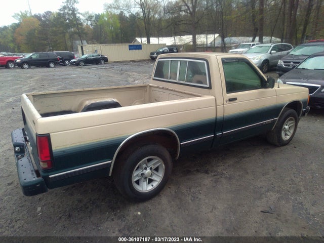 1993 CHEVROLET S TRUCK S10 VIN: 1GCCS14ZXP8135830