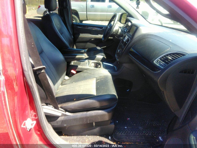 2C4RC1HG5ER132660 Chrysler Town & Country S