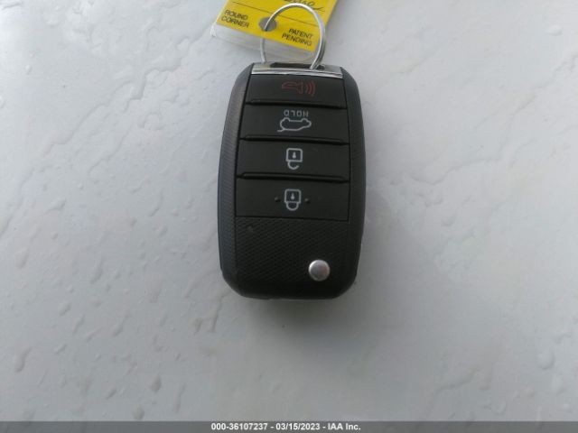KNDPMCAC7L7780538 KIA Sportage Lx