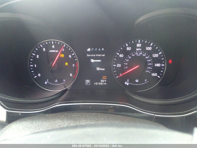 2015 Kia K900, VIN: KNALU4D49F6027223