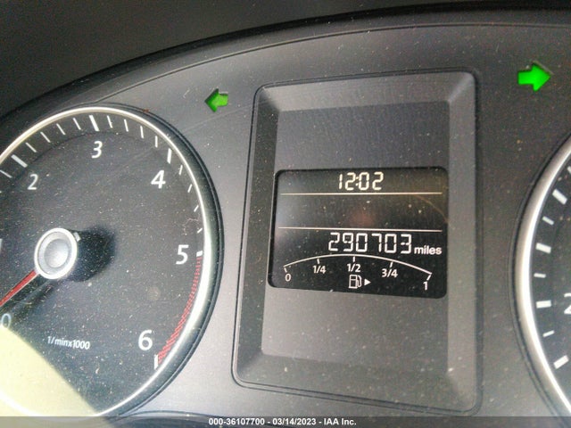 2014 VOLKSWAGEN JETTA SEDAN TDI VALUE EDITION VIN: 3VWLL7AJ4EM281077