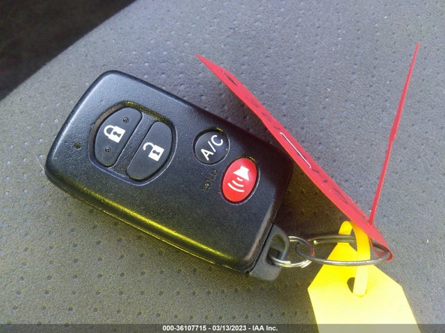 36107715 :رقم المزاد ، JTDKN3DP3C3029160 vin ، 2012 Toyota Prius Plug-in مزاد بيع
