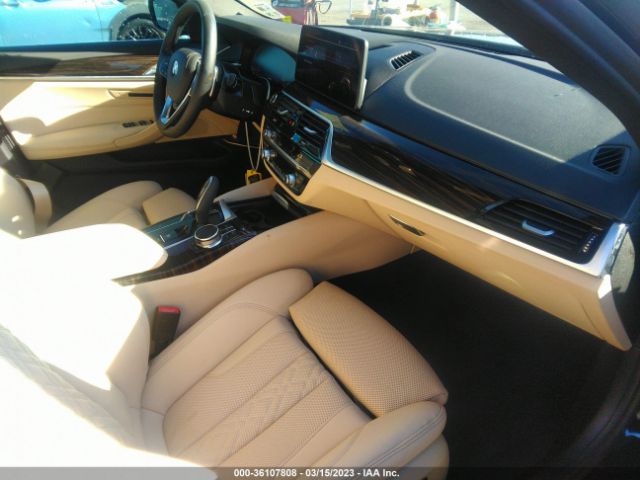 WBA53BH0XPCL84775 BMW 5 Series 530i