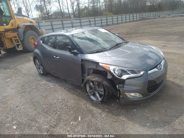 2016 Hyundai Veloster, VIN: KMHTC6AD9GU270061
