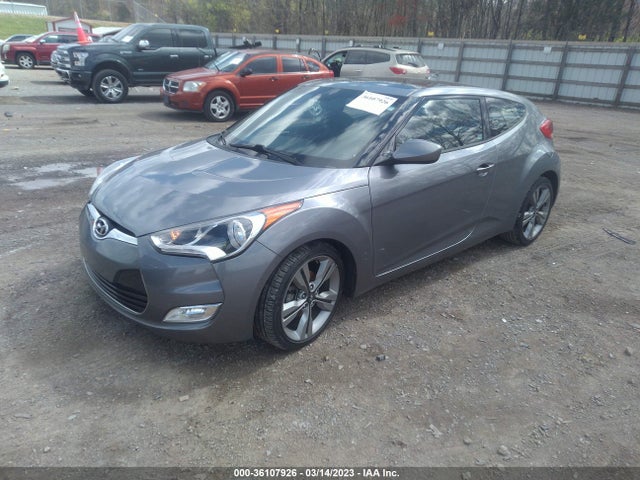 2016 Hyundai Veloster, VIN: KMHTC6AD9GU270061