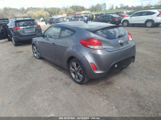 2016 Hyundai Veloster, VIN: KMHTC6AD9GU270061