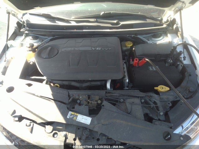 1C3CCCCG9FN524522 Chrysler 200 C