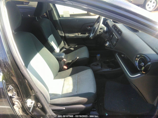 Toyota Prius C One/two/three/four 2016 JTDKDTB36G1115292 Image 6