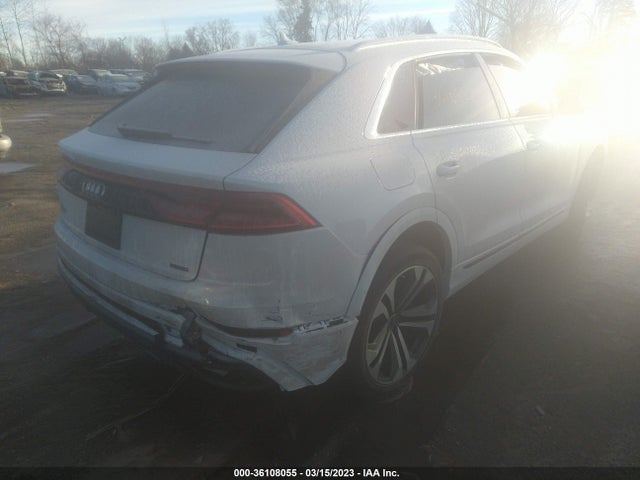 2022 Audi Q8, VIN: WA1EVBF18ND033275