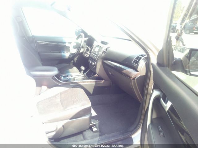 5XYKT4A68FG606109 KIA SORENTO LX