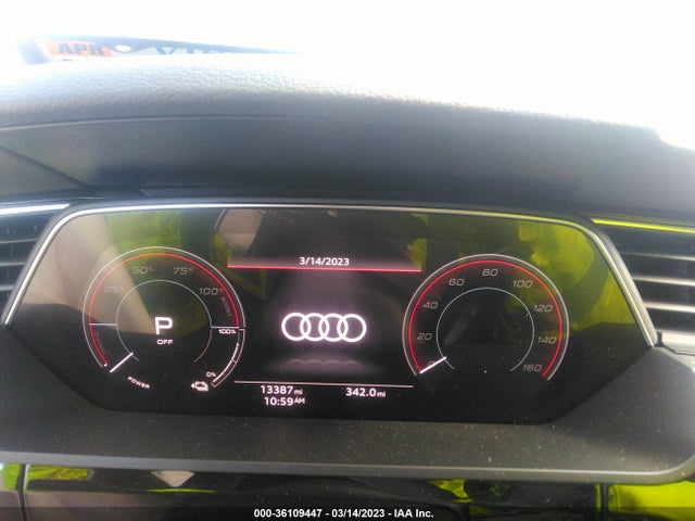 2021 Audi e-tron, VIN: WA1AAAGE2MB007352