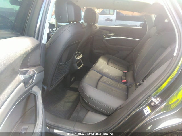 2021 Audi e-tron, VIN: WA1AAAGE2MB007352