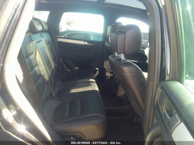 WVGDP9BPXED004936 Volkswagen Touareg R-line