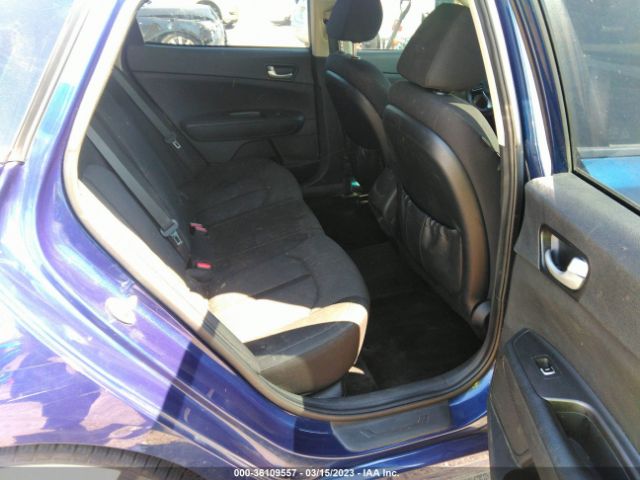 5XXGT4L38JG247415 KIA Optima Lx