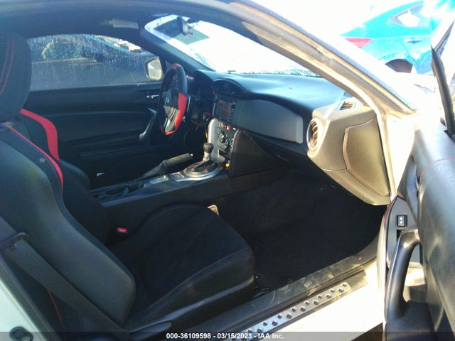 2015 Toyota GR 86, VIN: JF1ZNAA15F8708458