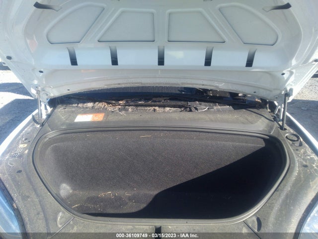 Tesla Model X 75d/100d/p100d 2018 5YJXCAE2XJF103502 Image 11
