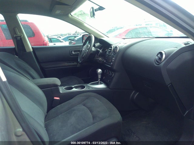 2015 NISSAN ROGUE SELECT S VIN: JN8AS5MT7FW664810