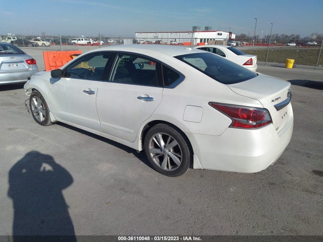 2015 NISSAN ALTIMA 2.5 SV VIN: 1N4AL3AP9FC205855
