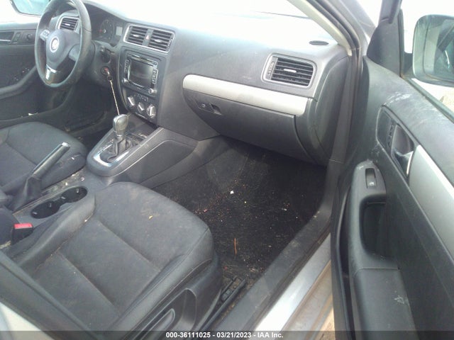 2011 VOLKSWAGEN JETTA SEDAN TDI VIN: 3VWLL7AJ8BM023088
