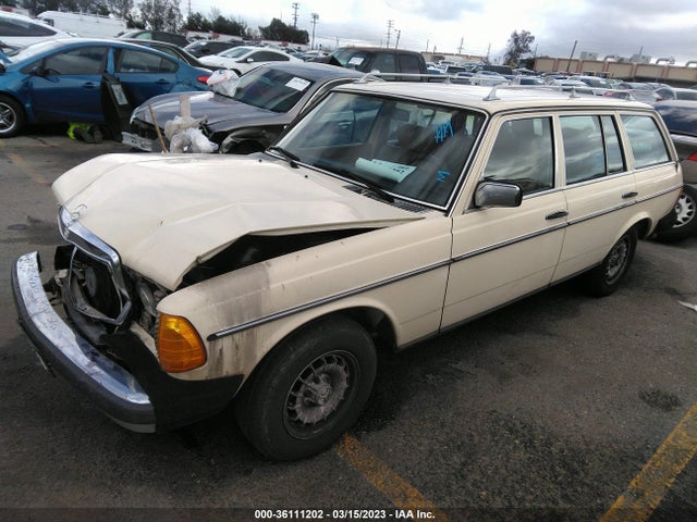 1981 MERCEDES-BENZ 300 TD VIN: WDBAB93A9BN003569