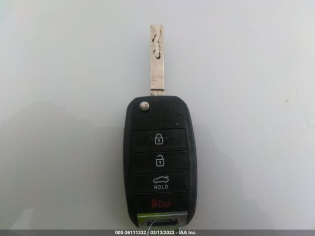 5XXGT4L37KG336703 KIA Optima Lx