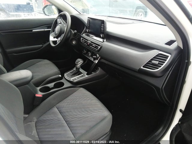 2023 KIA SELTOS LX VIN: KNDEPCAAXP7363014