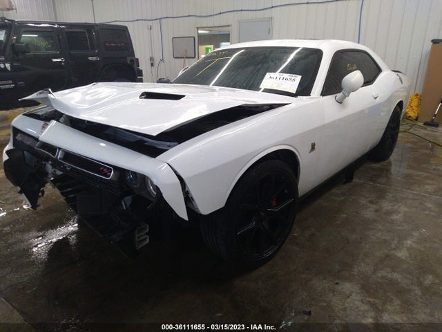 Dodge Challenger R/t Scat Pack 2018 2C3CDZFJ3JH155262 Image 2